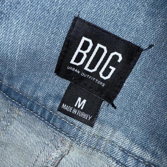 BDG Urban Outfitter Denim Pleated School Girl Jean Mini Skirt 3 Button Front M - Picture 6 of 9